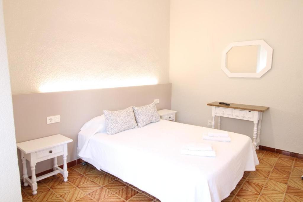 Hostal Tropical Motril Bagian luar foto